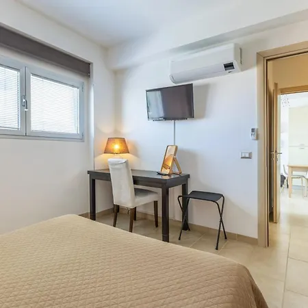 Apartment Spacious With Sea View In *