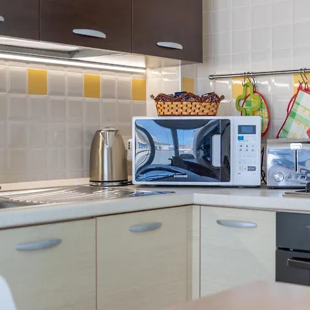 Spacious With Sea View In *