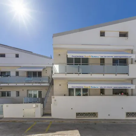 Apartment Spacious With Sea View In Punta Secca